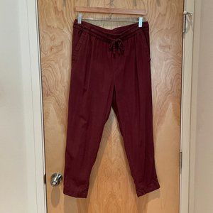 EUC Old Navy burgundy linen-blend pull-on cropped pants, size M